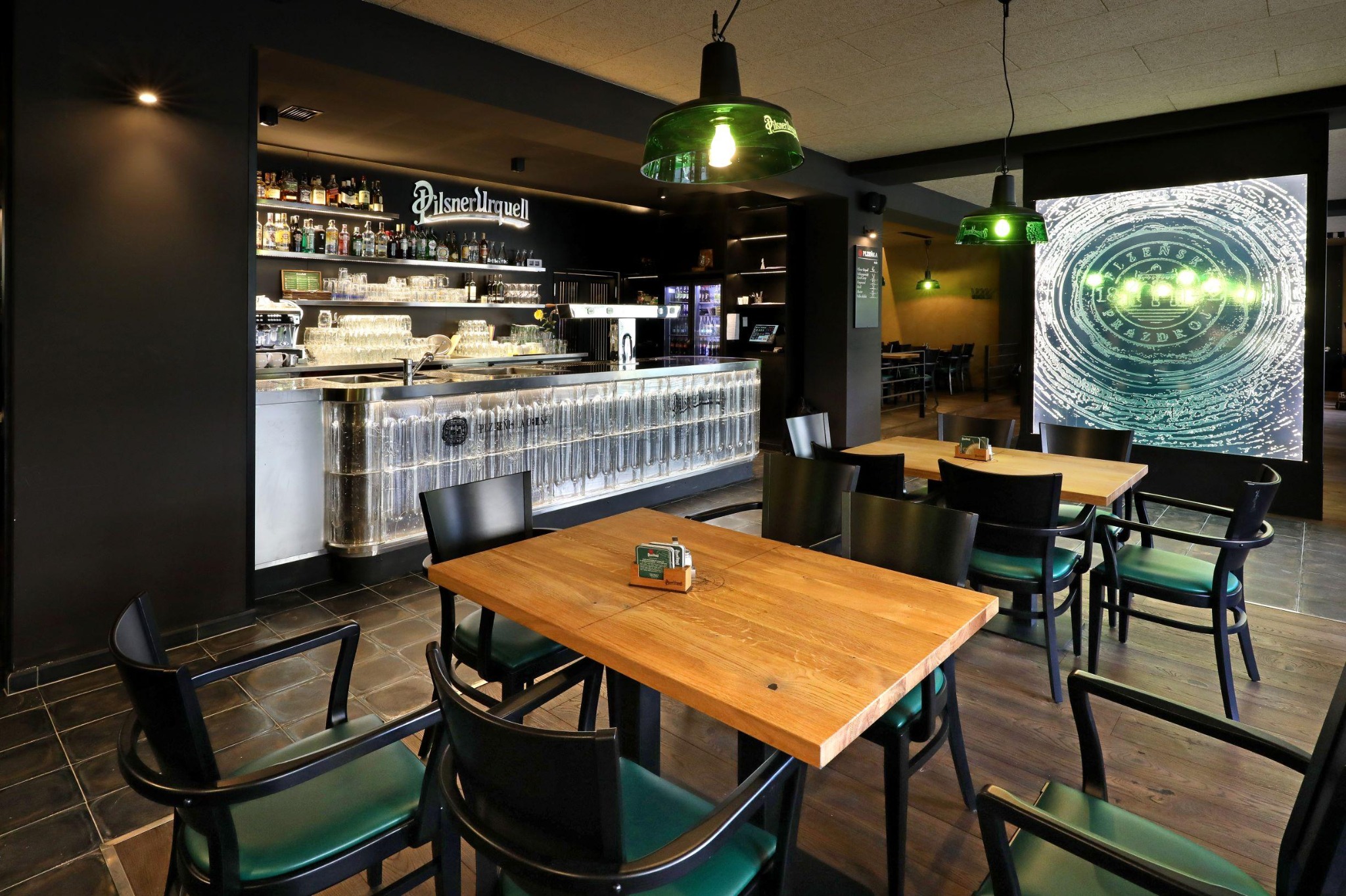 Výčepní kohouty v Restaurantu Olše